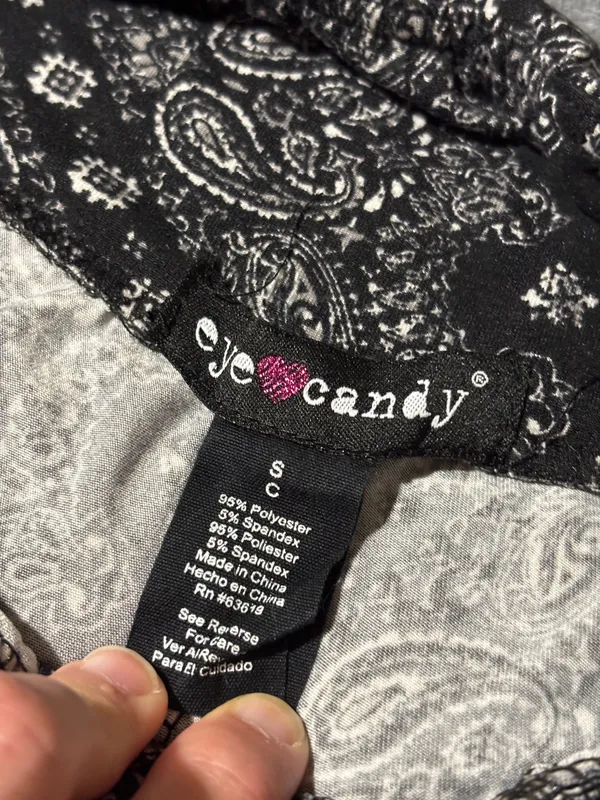 eye candy Black Paisley Skort Shorts - Image 5