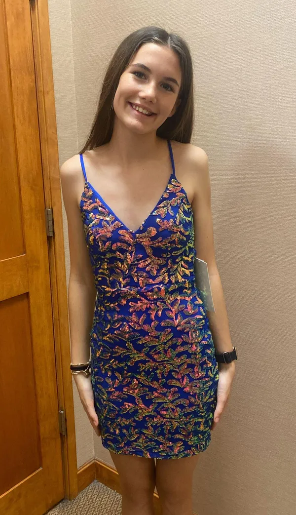 DILLARDS blue iridescent hoco dress - Image 4