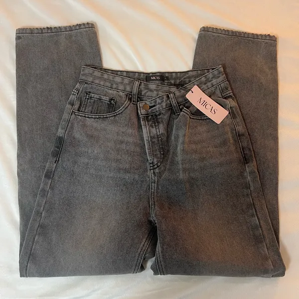 Micas Asymmetric Waist Straight Leg Jeans‎ Gray Size Small - Image 7