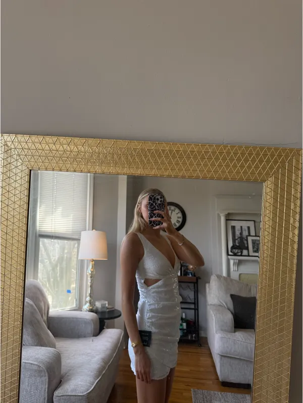 Lulus White sequence mini dress - Image 5