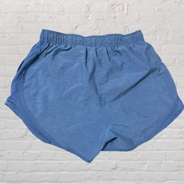 S66 Nike Women's Light Blue Athletic Shorts - Image 2