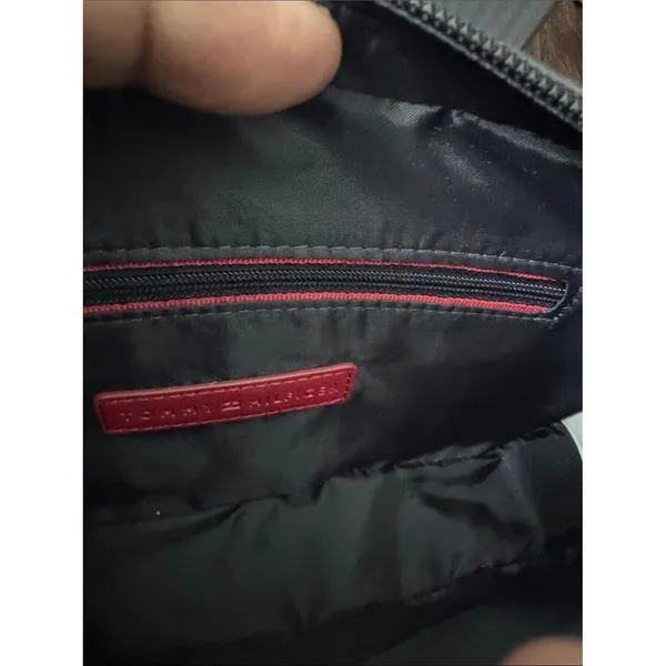 Tommy Hilfiger Black Crossbody Bag with Gold Logo - Image 4