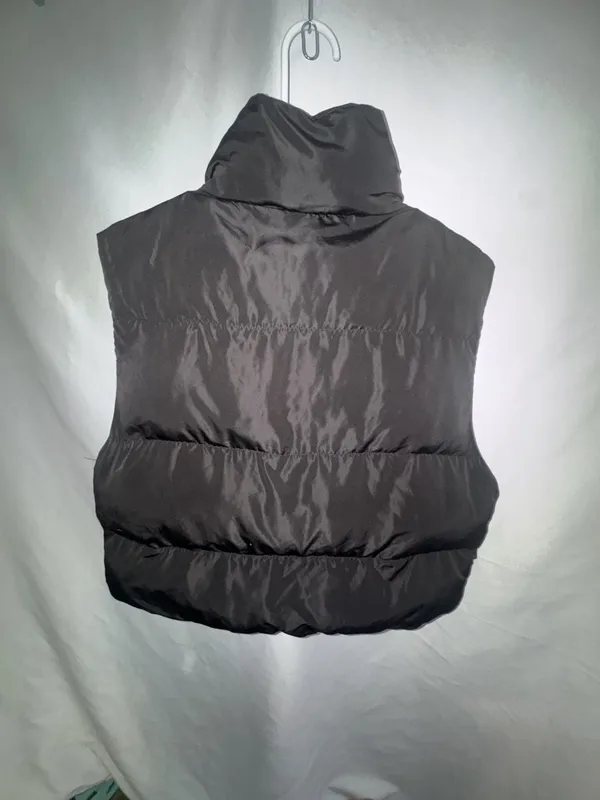 Enbra Black Puffer Vest Size S Full Zip Cropped Winter Outerwear - Image 2