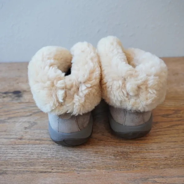 Dansko Women's Size 38 Shearling Suede Ankle Boots Grey Comfort Casual Fall - Image 5