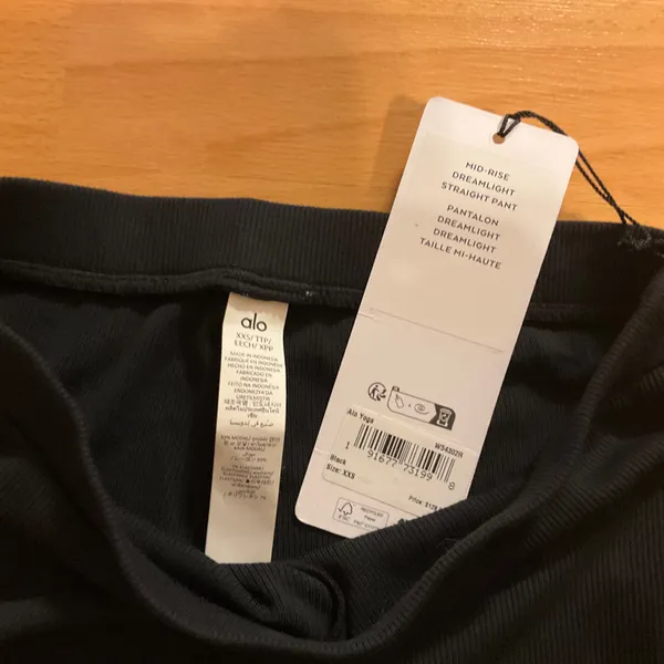 Alo Yoga Mid-Rise Dreamlight Straight Pant Black XXS - Image 3