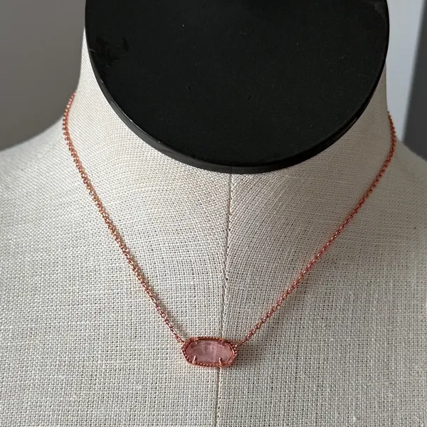 Kendra Scott Elisa short pendant necklace in rose gold New - Image 6