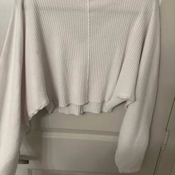Urban outfitters white balloon sleeve top - Image 2