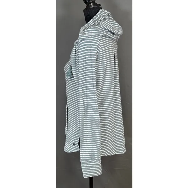 Roxy Women’s Gray & White Stripe Hoodie Pullover Medium V-Neck Kangaroo Pocket - Image 3