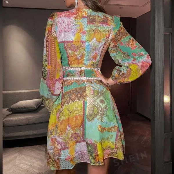 SheIn Long sleeve plunge mini dress - Image 4