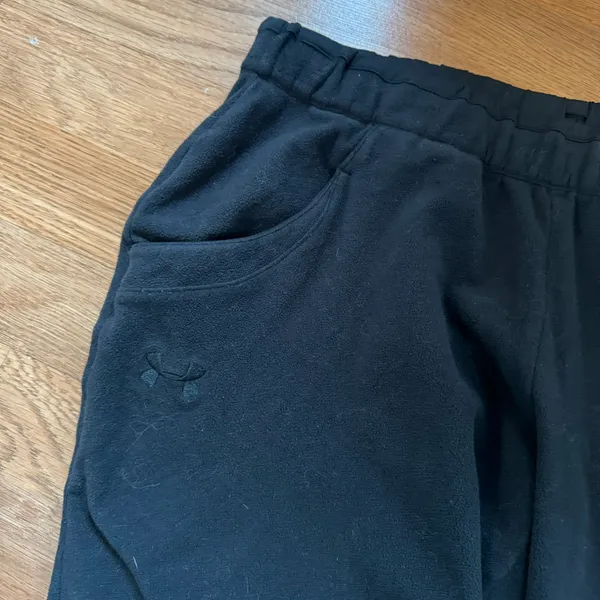 Under Armour Medium Black Pants - Image 2