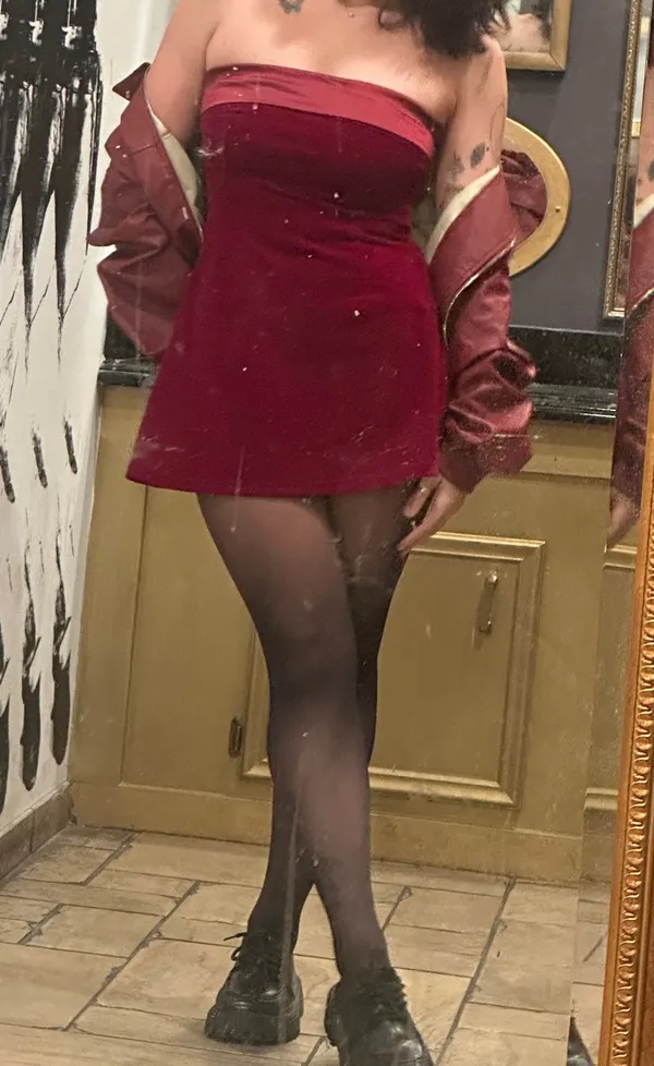 Red ribbon dress - Image 2