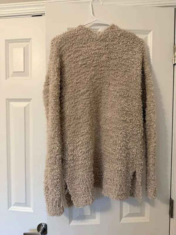 Hollister Cardigan - Image 3