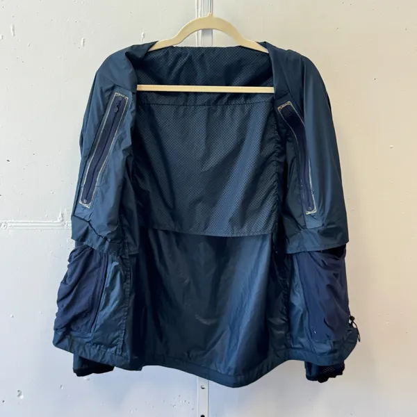 Lululemon Women's Mesh Vent Raincoat Windbreaker Jacket Navy Blue‎ Full Zip - Image 3