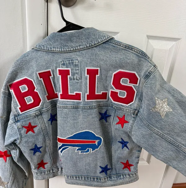 Abercrombie & Fitch Oversized Denim Buffalo Bills Patch Jacket 🦬 - Image 4