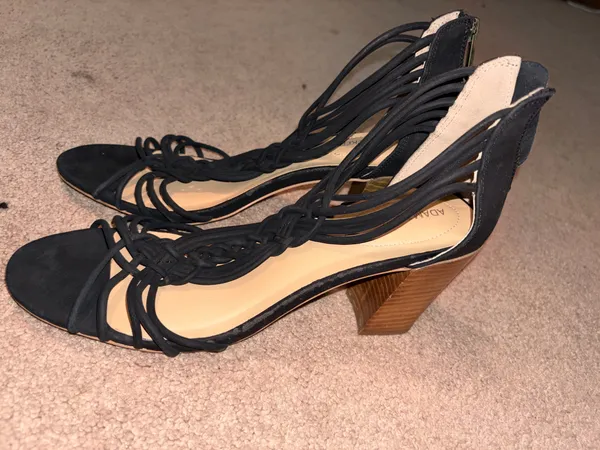 Black Heels - Image 3