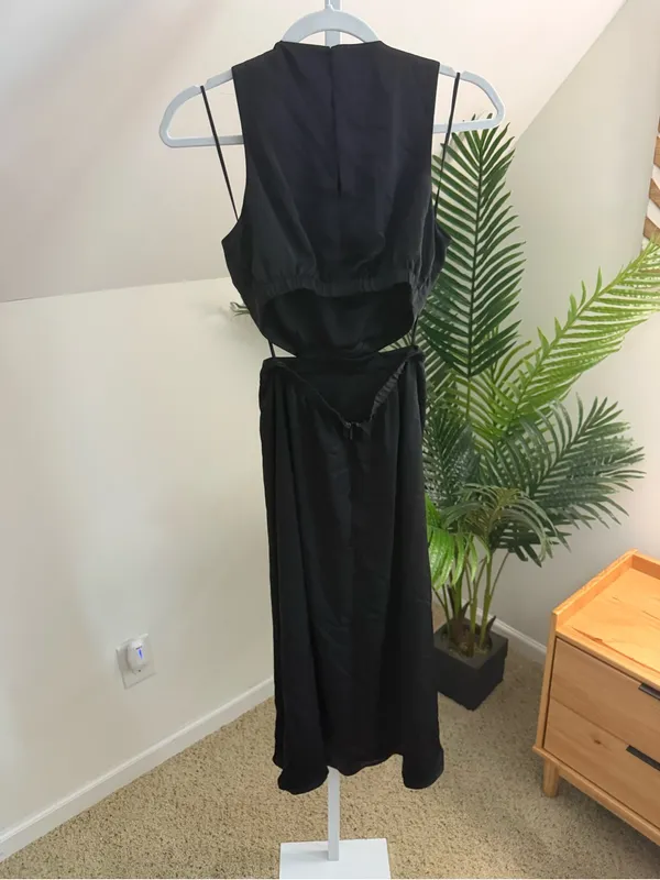 Aritzia Babaton Cella Poplin Dress in Black size XS - Image 4