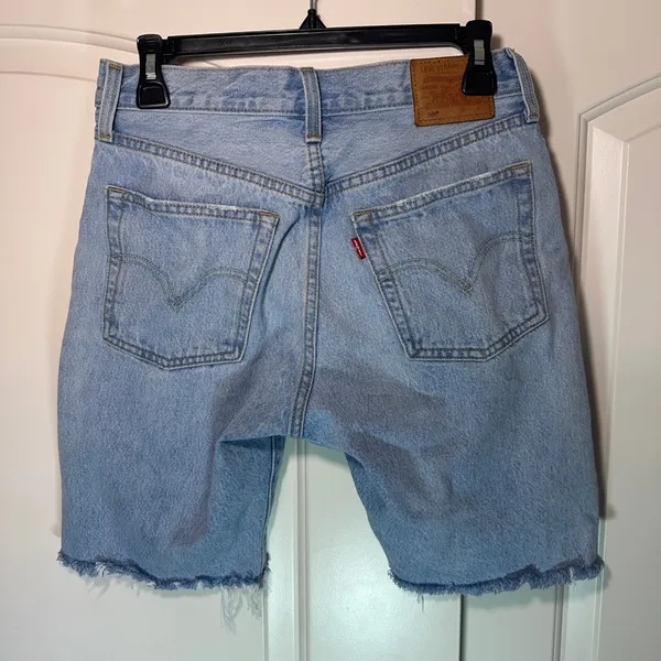 Levi's 501 High Rise Slouch‎ Denim Shorts in Slouch Around Distressed Womens 27 - Image 3