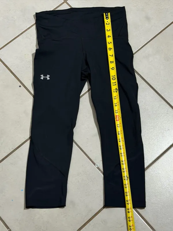 Under Armour‎ Women Yoga Capri Black Compression Athletic Leggings size M - Image 7