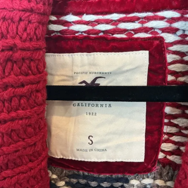 Hollister Nordic Fair Isle Shawl Collar Cardigan Red Cream Knit Sweater Small - Image 3