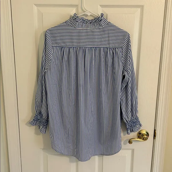 Tuckernuck Blue and White Stripe Teagan Popover Ruffle Top New Size Small - Image 10