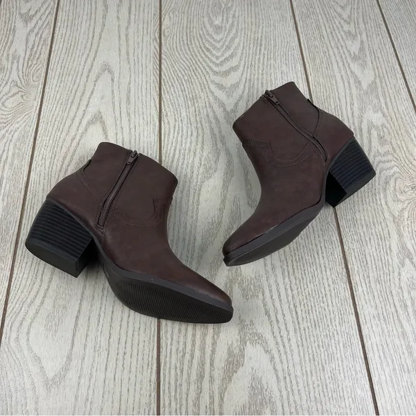 Style & Co Women's Perriee Western Ankle Booties 7.5M Chocolate Brown Smooth $80 - Image 4