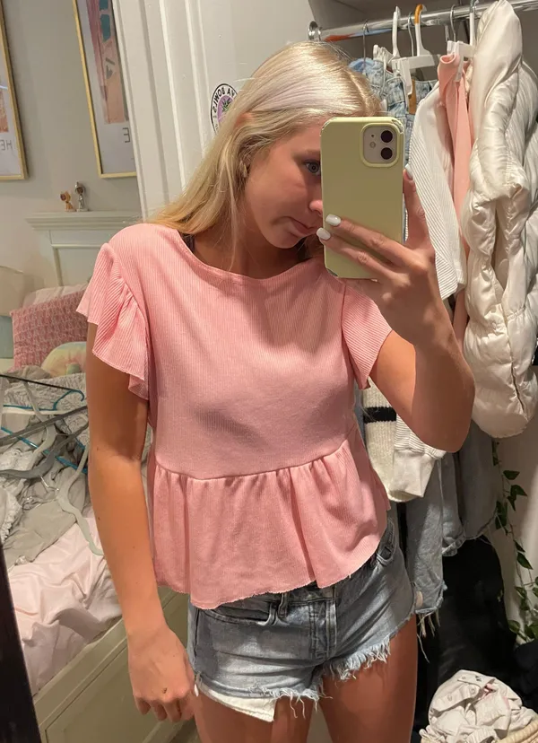 Pink flowy summer going out top Size M - Image 2