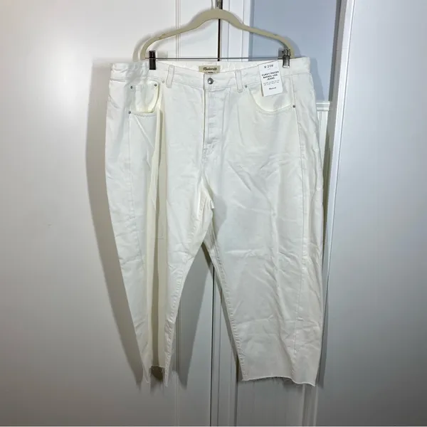 Madewell The Plus Curvy Pieced Barrel-Leg Jean in tile‎ white size 20 20W NWT - Image 2