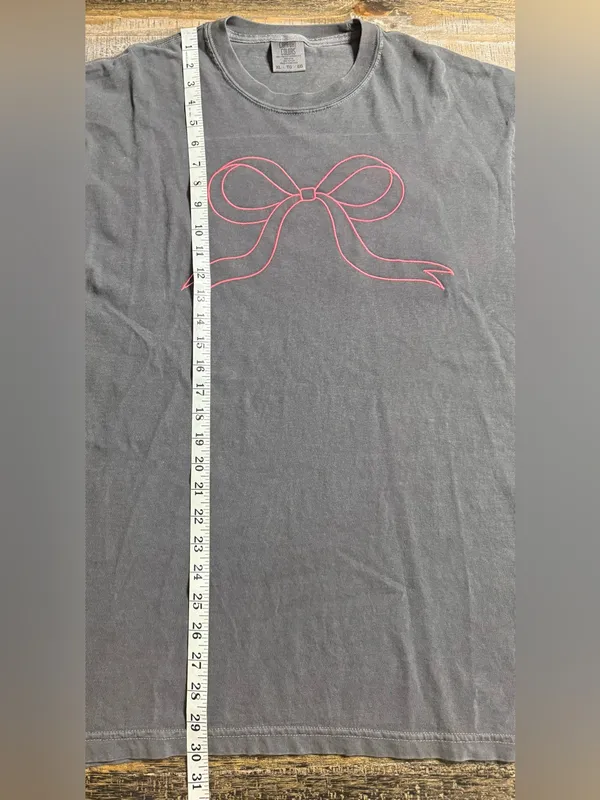 Comfort Colors Pepper Short Sleeve Tee with embroidered Pink Bow - Image 6