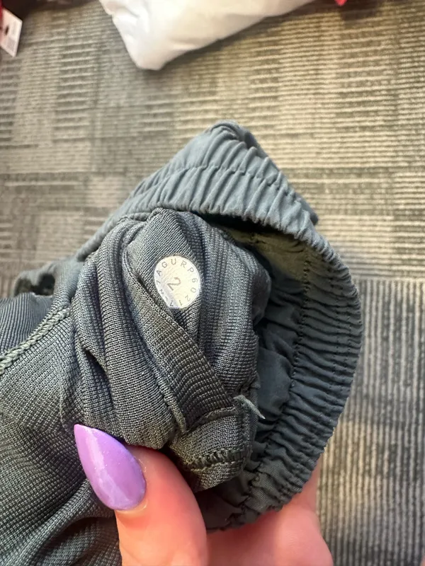 Lululemon Shorts 2.5" Hotty Hot - Image 2