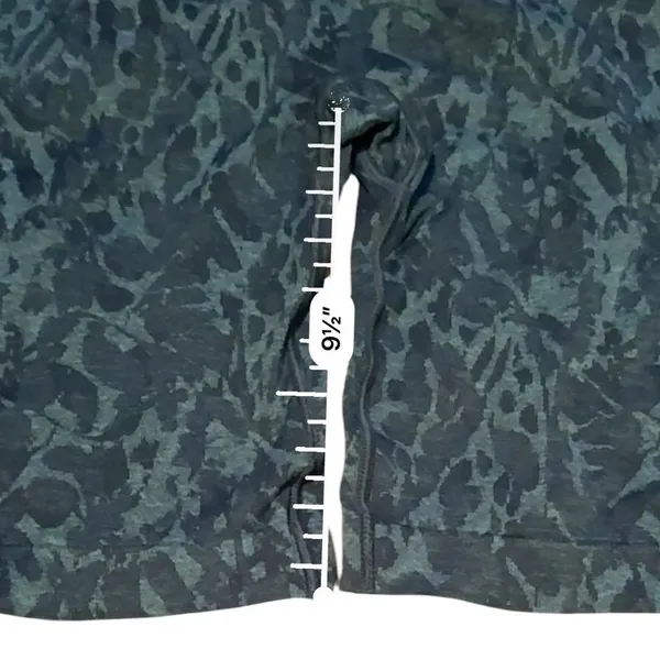 Gymshark Adapt‎ Animal Seamless Shorts Womens XXL Green Teal Biker Scrunch B2A1F - Image 9