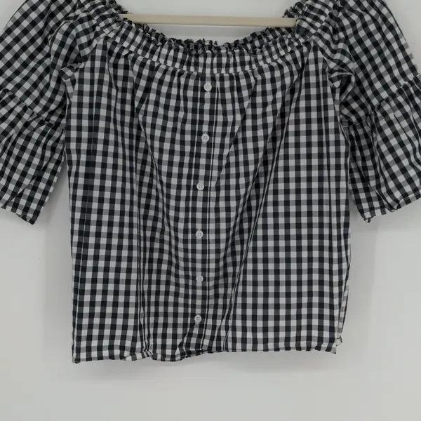 Abercrombie & Fitch Top Women’s S Black White Gingham Off Shoulder Bell Sleeve - Image 4