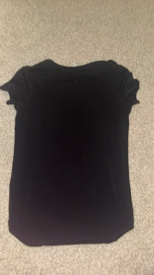 Lululemon Short Sleeve - Image 4