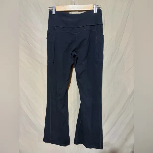 Fabletics flare pants - Image 4