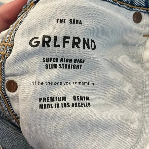 GRLFRND the Sara Super High Rise Slim Straight Jeans size 25 - Image 5