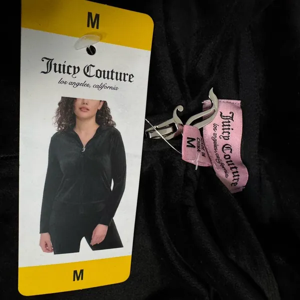 Juicy Couture Women's Velour Jacket Medium NWT Black Y2K Rhinestone - Image 2
