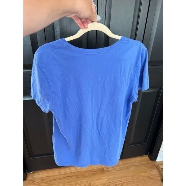 Patagonia woman's logo‎ shirt size medium - Image 2