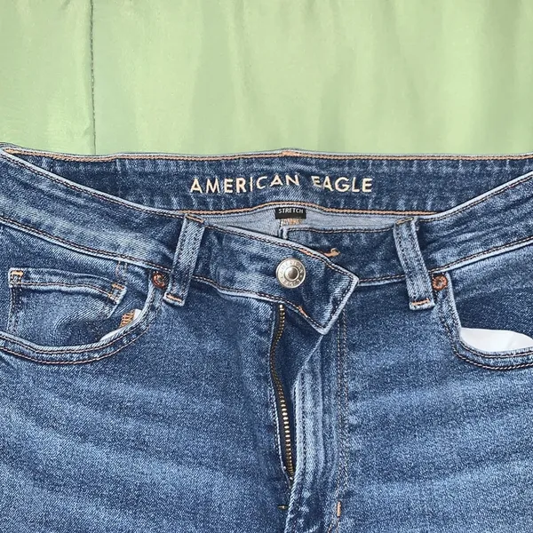 American Eagle Mom Jeans - Image 4