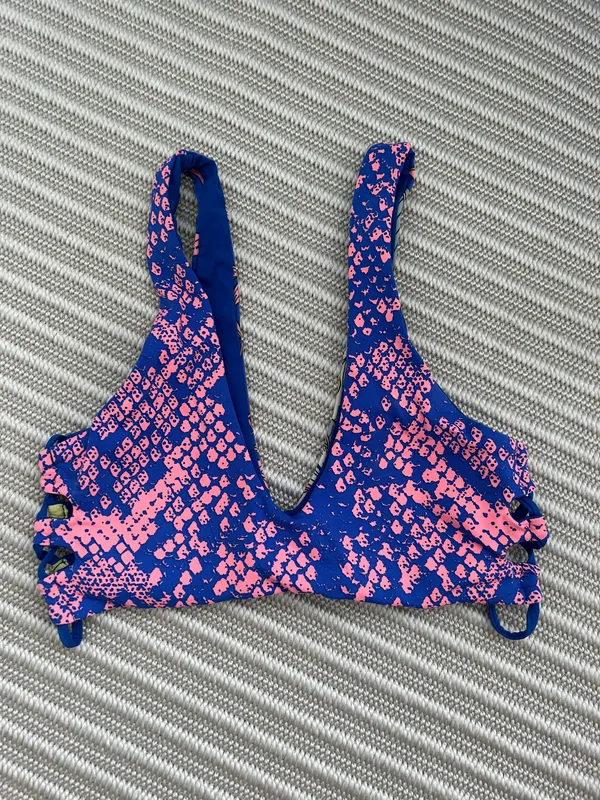 Everything But Water Reversible Bikini Top - Image 2