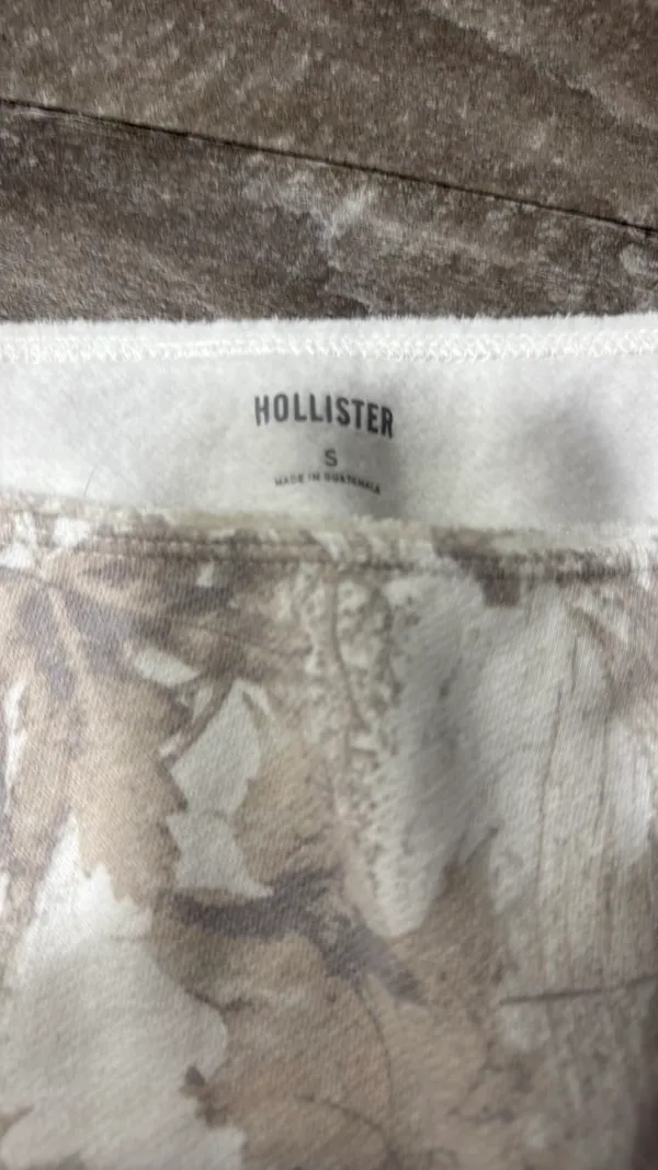 Hollister Long Sleeve - Image 3