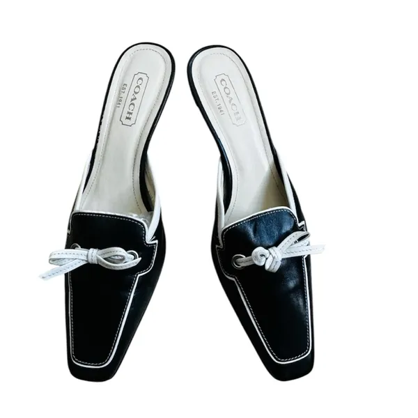 Coach black mules with white trim and a white bow Y2K - Image 4