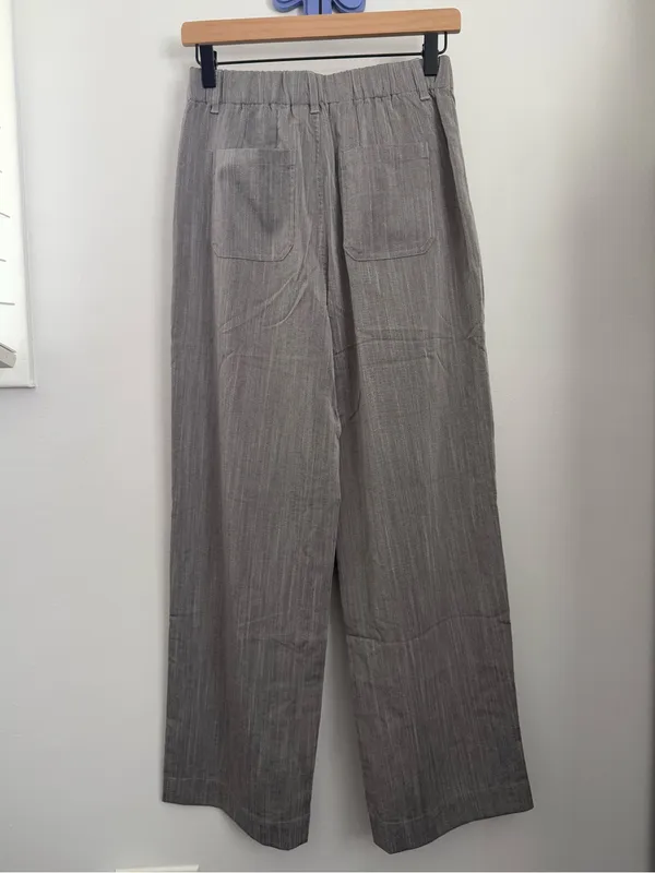 Halara Small NEW High Waist Straight Leg Relaxed Pants Office Work Grey Pockets - Image 3