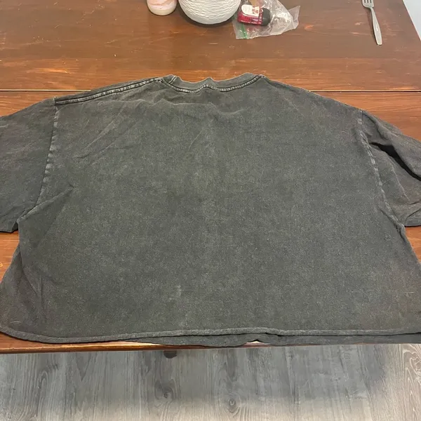 Brandy Melville Cropped T Shirt - Image 4