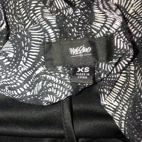 5/$30 🎈 Mossimo women’s XS kimono‎ maxi dress - Image 4