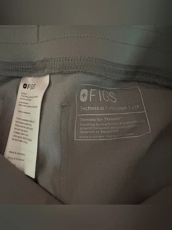 Figs Women's Jogger Pants in Light Gray - Image 4