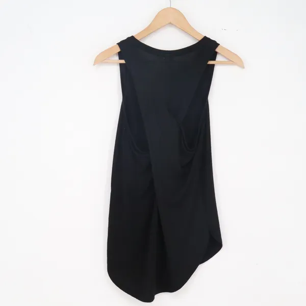 Gap Tank Top Womens XS Crossover Back Black Sleeveless Curved Hem Excellent - Image 5