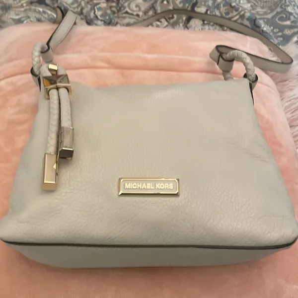 M K Stone colored pebbled leather. Excellent Condition. - Image 3