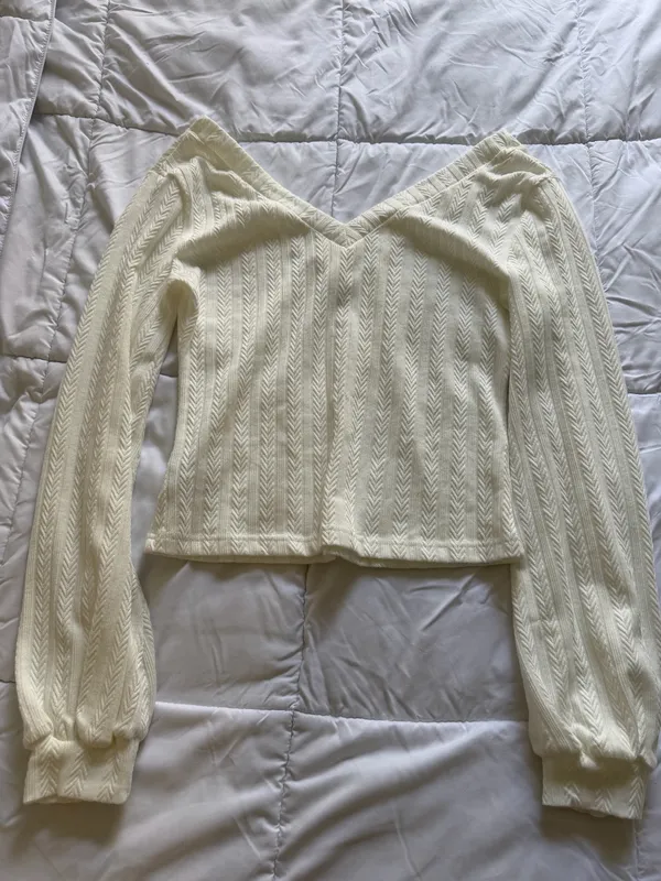 Shein Cream Sweater - Image 2