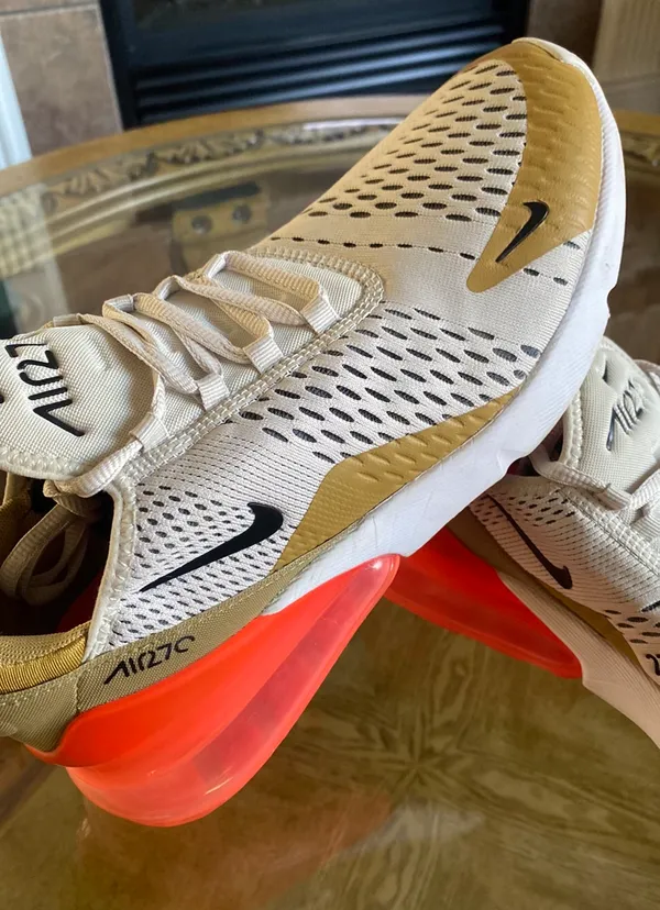 Nike Air Max 270 Shoes - Image 4
