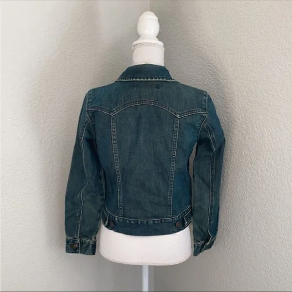 Gap Classic Denim Jean Jacket - Image 6