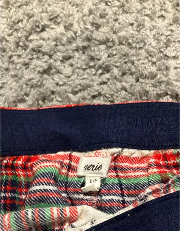 Aerie Pajama Shorts Plaid red and white small - Image 3